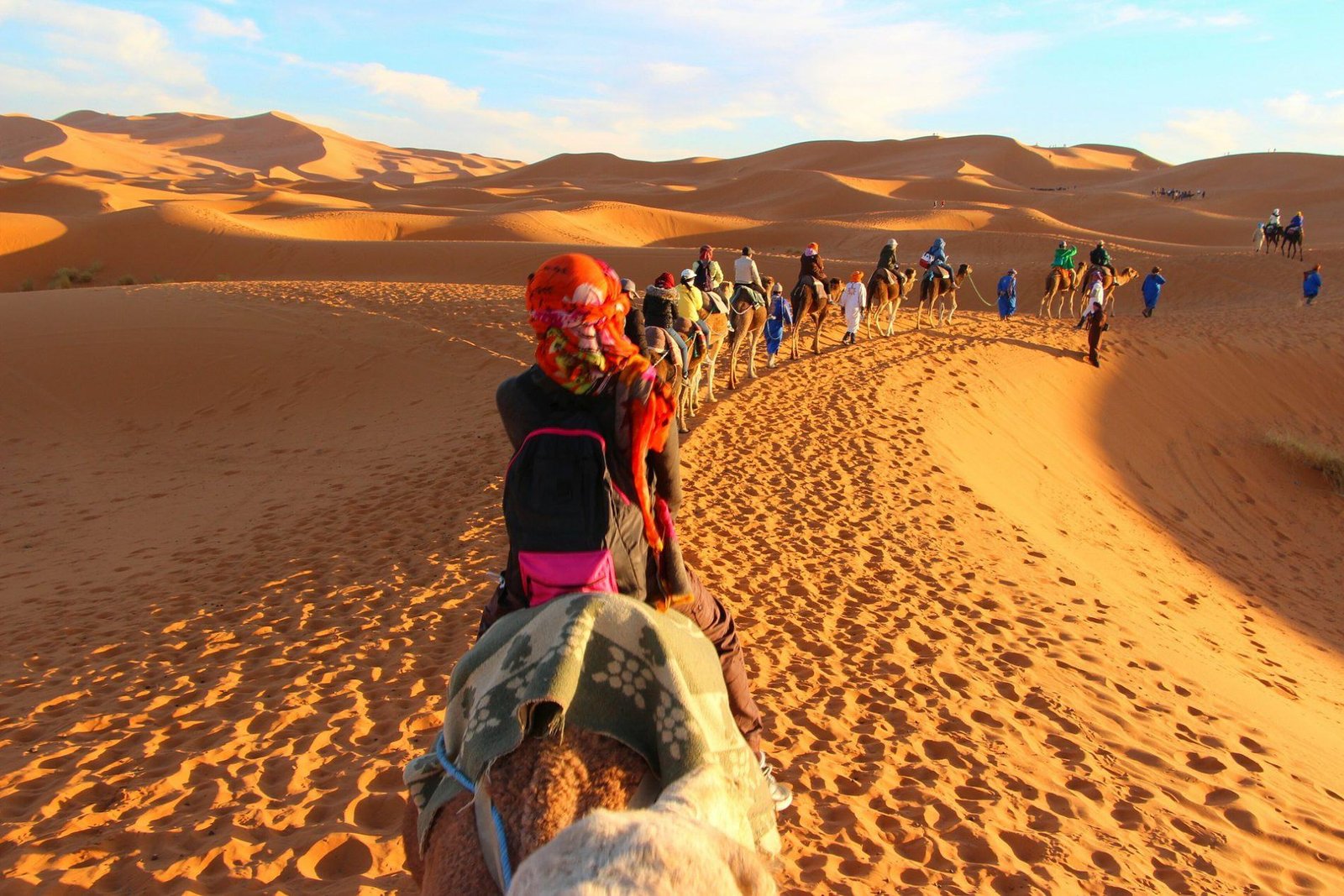 caravan sahara natural wonder 1900x1267 1.jpg